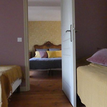 Bed and Breakfast Domaine De La Cour Vautier Mandeville-en-Bessin Exterior foto