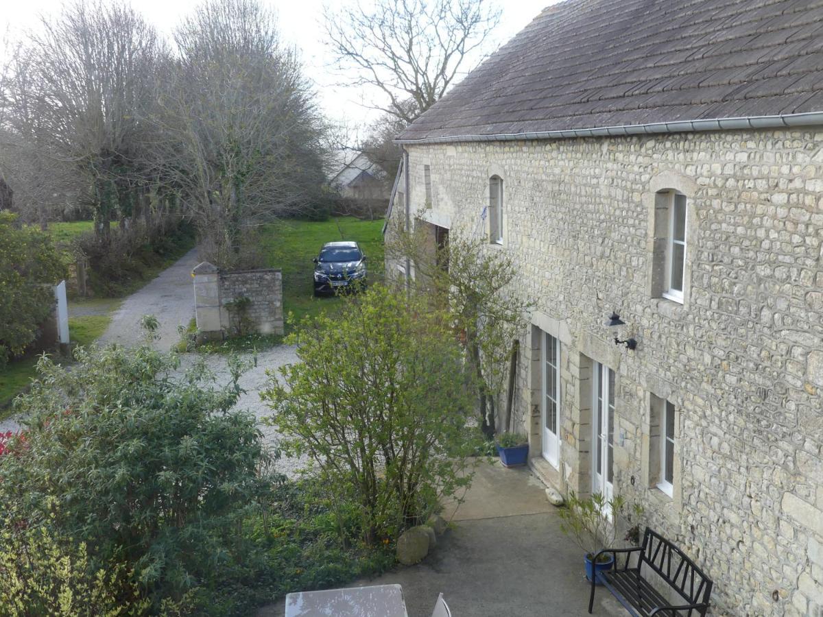 Bed and Breakfast Domaine De La Cour Vautier Mandeville-en-Bessin Exterior foto